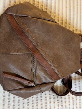 Classic Brown Faux-Leather Women's Backpack - Versatile Everyday Carry